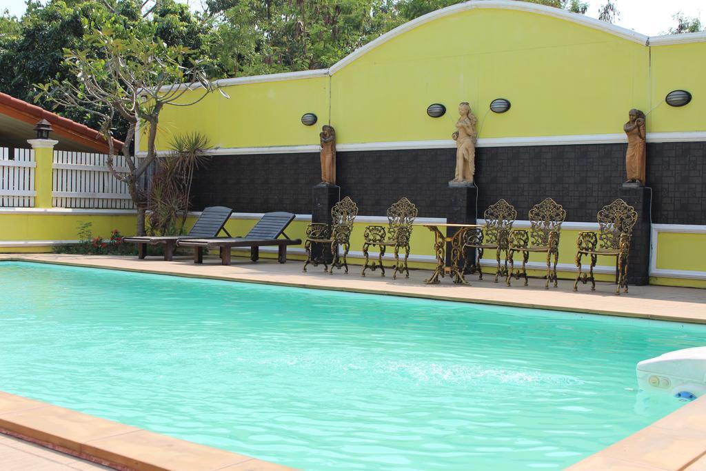 Saengthong Resort Chiangmai チエンマイ エクステリア 写真