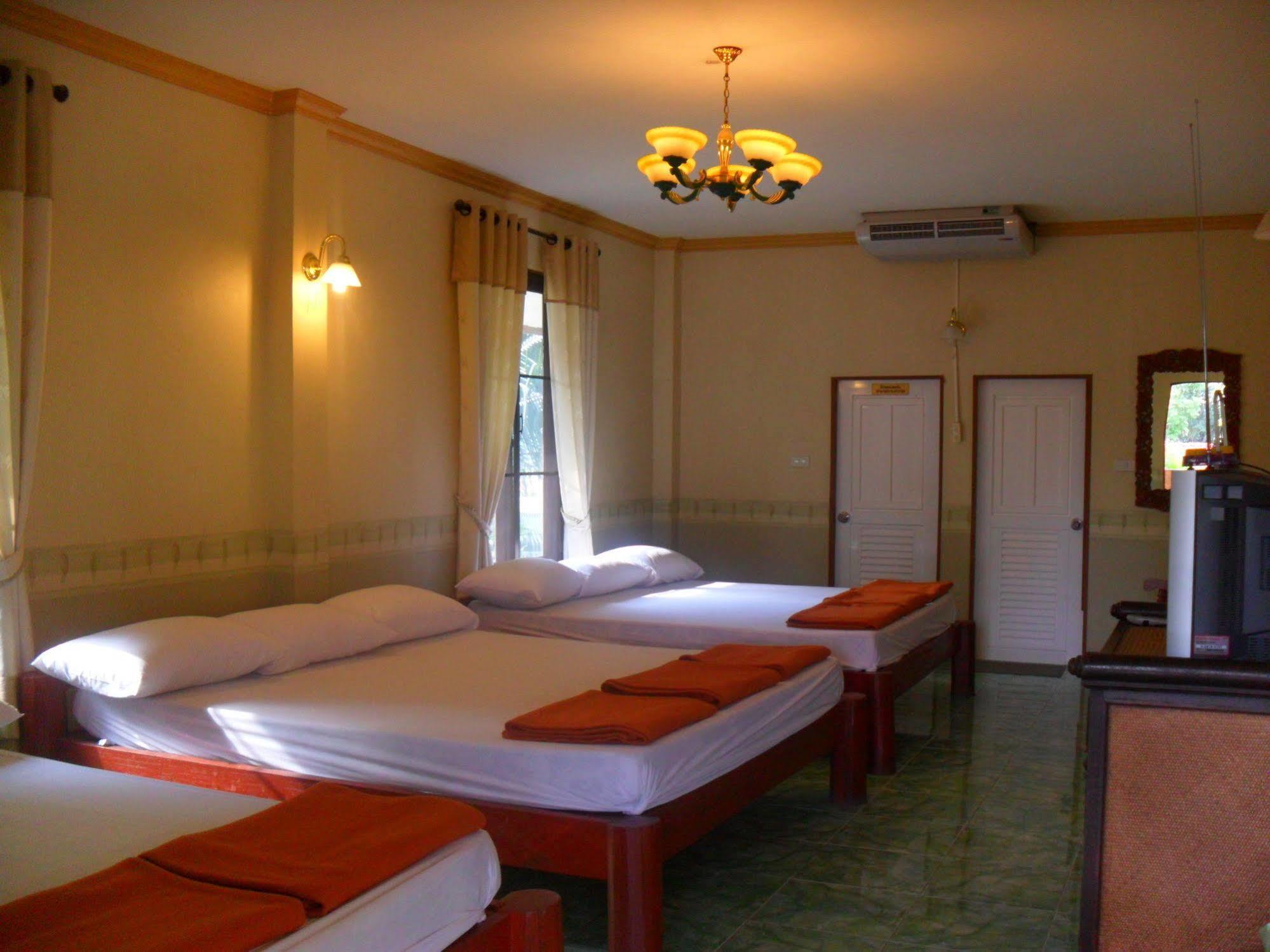 Saengthong Resort Chiangmai チエンマイ エクステリア 写真